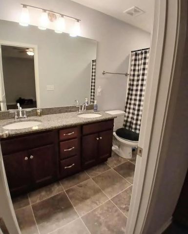 213 Meadowbrook Dr, Shelbyville, TN 37160