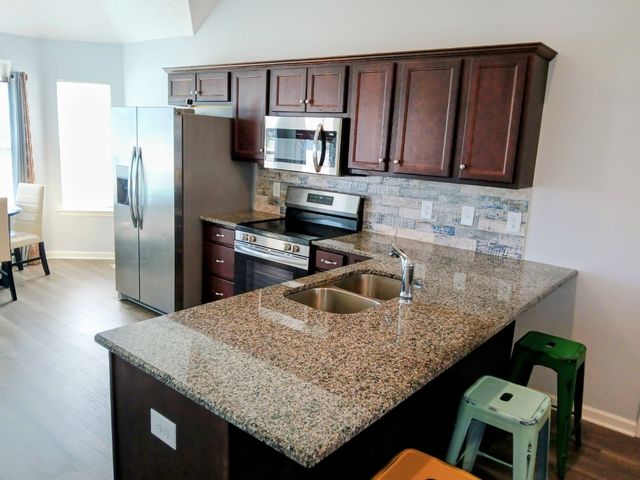 213 Meadowbrook Dr, Shelbyville, TN 37160