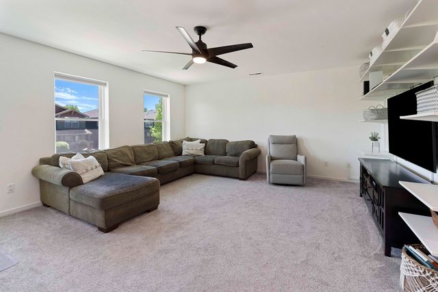 21172 Clairaway Avenue, Bend, OR 97702