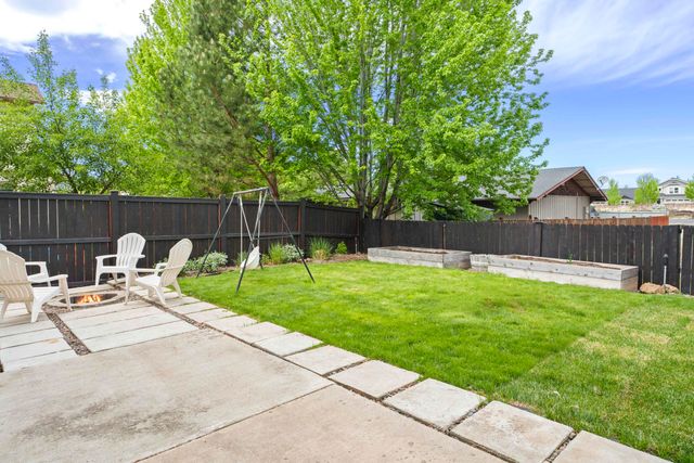 21172 Clairaway Avenue, Bend, OR 97702