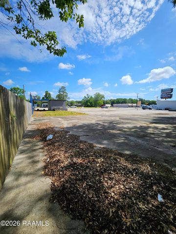 308 W Summers Drive, Abbeville, LA 70510