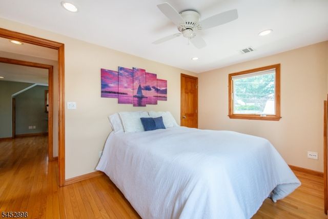 9 Clairmont Rd, Clifton City, NJ 07012