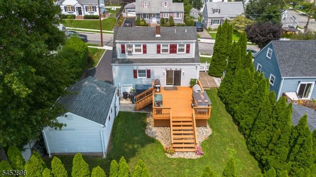 9 Clairmont Rd, Clifton City, NJ 07012