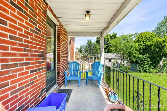 25 S 7th Avenue, Highland Park, NJ 08904