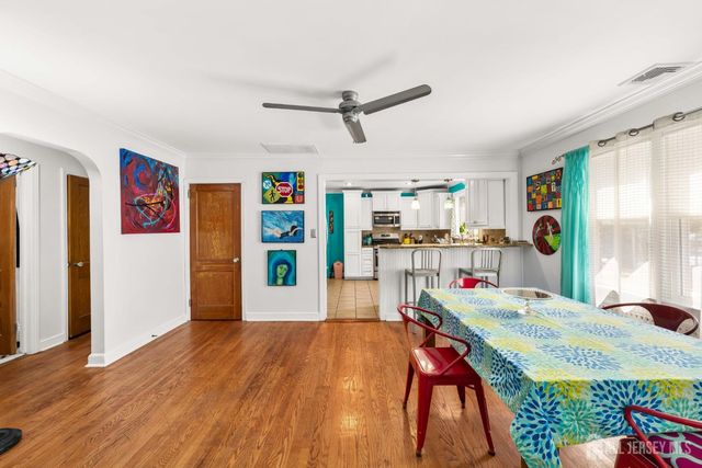 25 S 7th Avenue, Highland Park, NJ 08904