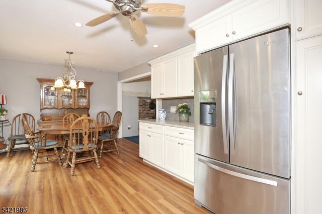 64 Larchmont Dr, West Milford Twp., NJ 07421