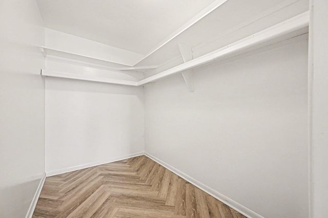 1215 S Maple Road 202, Ann Arbor, MI 48103