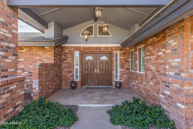 4933 W FALLEN LEAF Lane, Glendale, AZ 85310