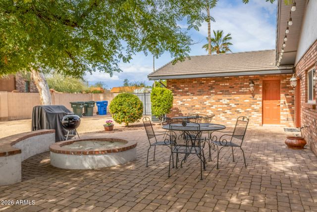 4933 W FALLEN LEAF Lane, Glendale, AZ 85310