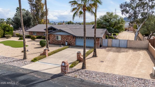 4933 W FALLEN LEAF Lane, Glendale, AZ 85310