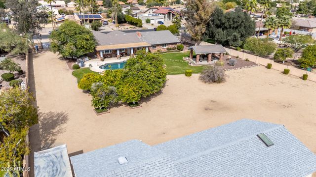 4933 W FALLEN LEAF Lane, Glendale, AZ 85310