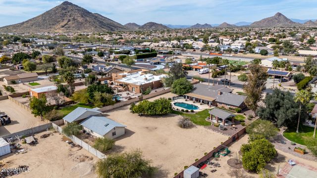 4933 W FALLEN LEAF Lane, Glendale, AZ 85310