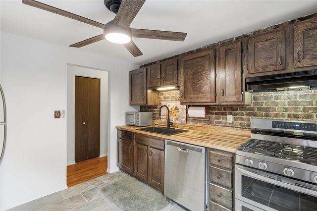 713 Sara Lane, Verona, PA 15147