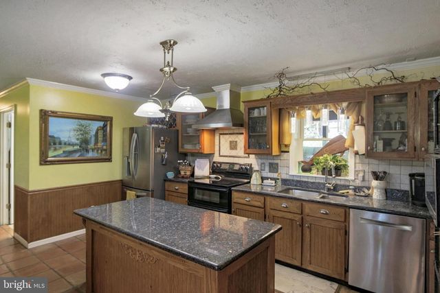 41 WOOD LANDING RD, Fredericksburg, VA 22405