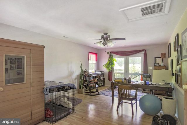 41 WOOD LANDING RD, Fredericksburg, VA 22405