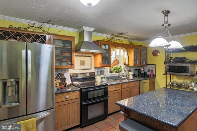 41 WOOD LANDING RD, Fredericksburg, VA 22405