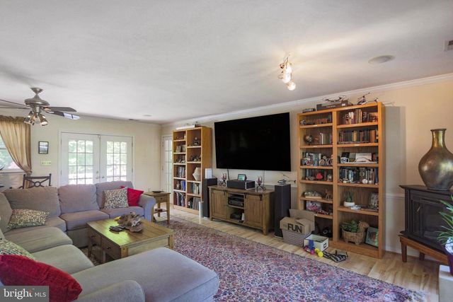 41 WOOD LANDING RD, Fredericksburg, VA 22405