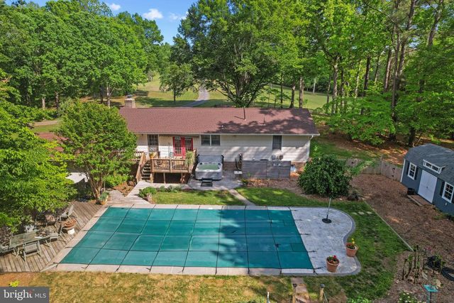 41 WOOD LANDING RD, Fredericksburg, VA 22405