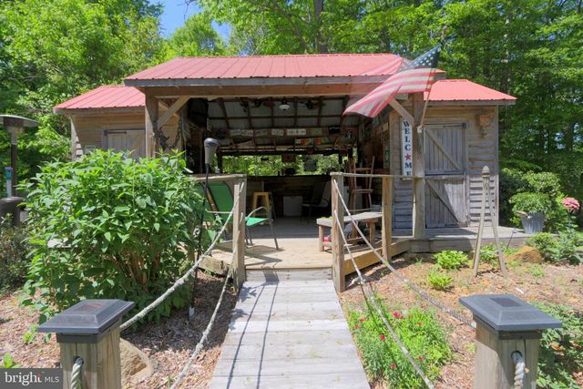 41 WOOD LANDING RD, Fredericksburg, VA 22405