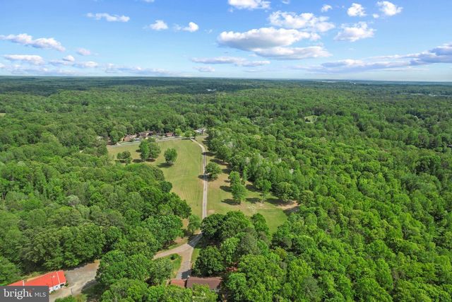 41 WOOD LANDING RD, Fredericksburg, VA 22405