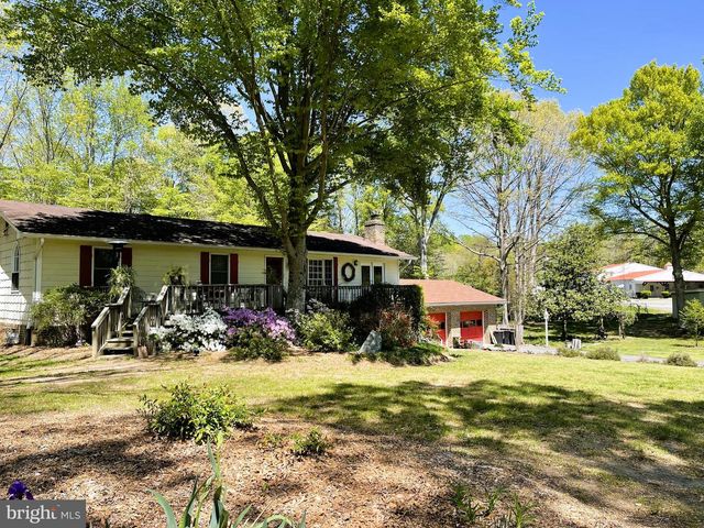 41 WOOD LANDING RD, Fredericksburg, VA 22405