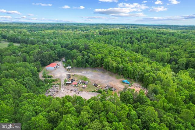 41 WOOD LANDING RD, Fredericksburg, VA 22405