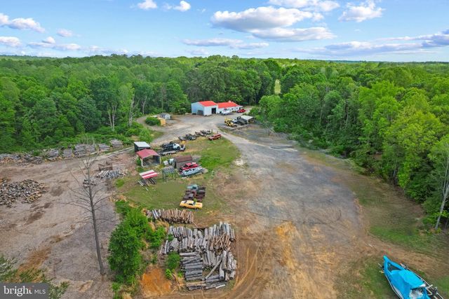 41 WOOD LANDING RD, Fredericksburg, VA 22405