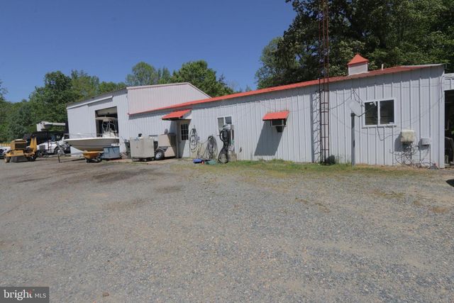 41 WOOD LANDING RD, Fredericksburg, VA 22405