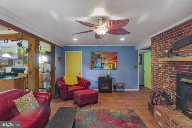 41 WOOD LANDING RD, Fredericksburg, VA 22405