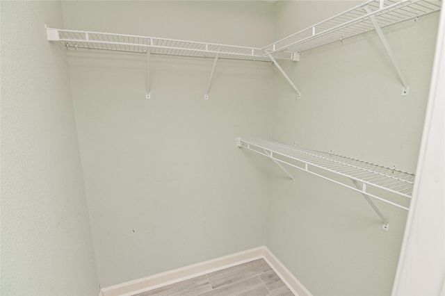 4515 Briar Hollow Place Drive 112, Houston, TX 77027