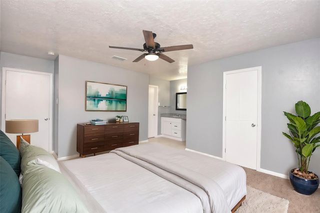 2711 Goldspring Lane, Spring, TX 77373