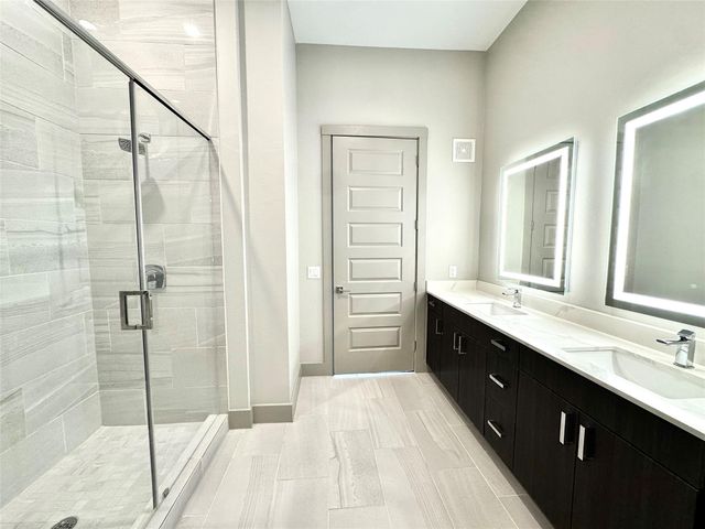 401 W 25th Street 2125, Houston, TX 77008