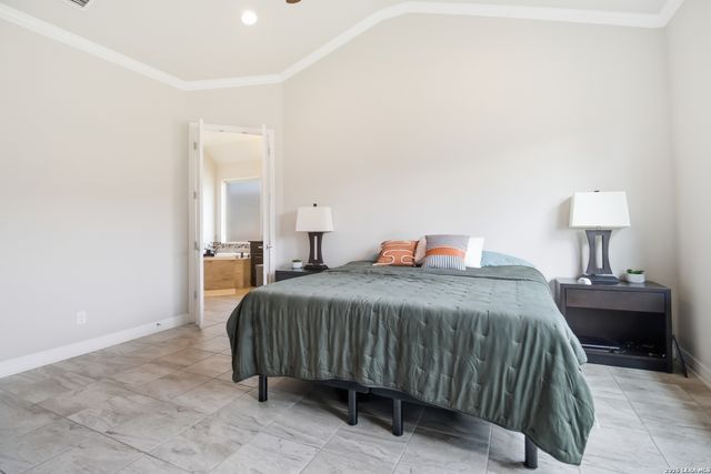 2006 Buckner, San Antonio, TX 78253