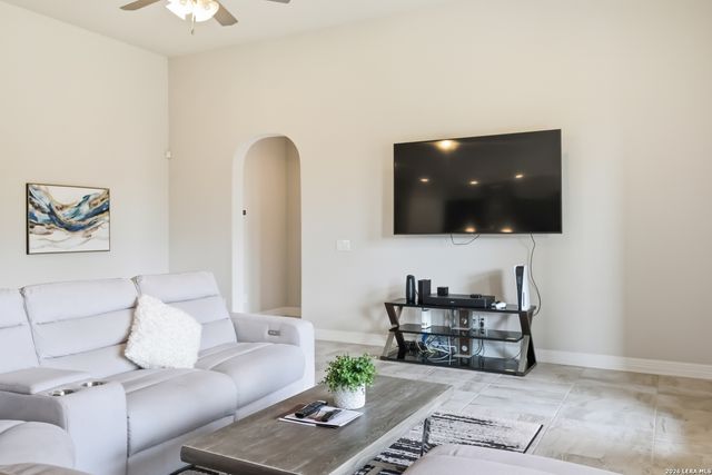 2006 Buckner, San Antonio, TX 78253