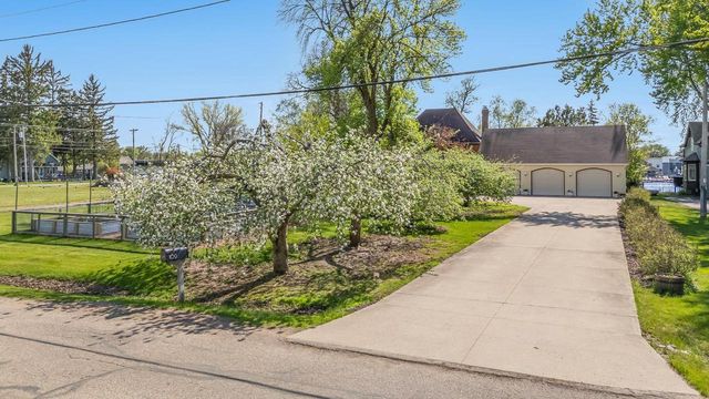 109 DOTY STREET, Fremont, WI 54940