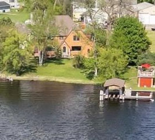 109 DOTY STREET, Fremont, WI 54940