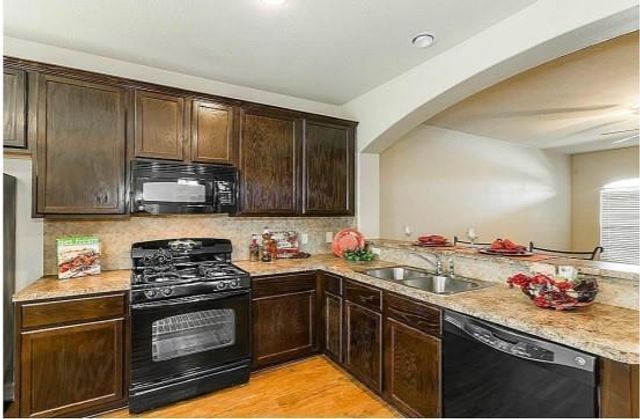 54 Woodland Hills Drive A, Conroe, TX 77303