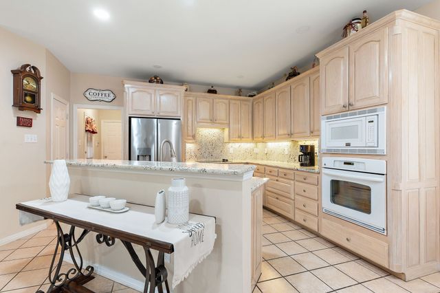 3309 Sir Stewart Circle, Grand Prairie, TX 75052