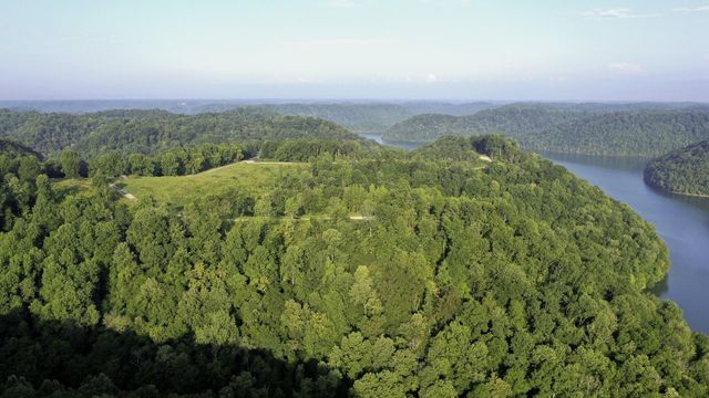 1075 Vickers Ridge Road, Baxter, TN 38544