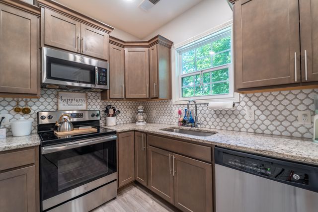 105 Olive Branch Drive, Richmond, KY 40475