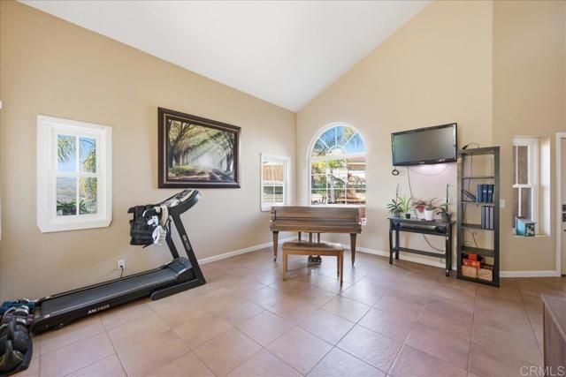 842 Porter Way, Fallbrook, CA 92028