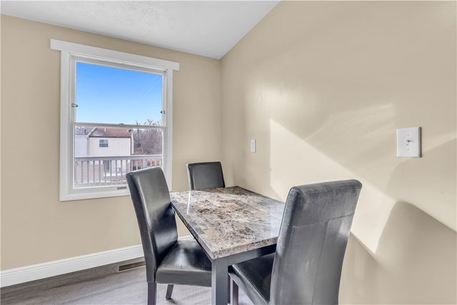 147 Meadow Gap Dr, Monroeville, PA 15146