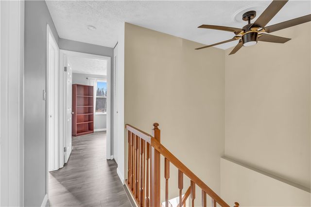 147 Meadow Gap Dr, Monroeville, PA 15146