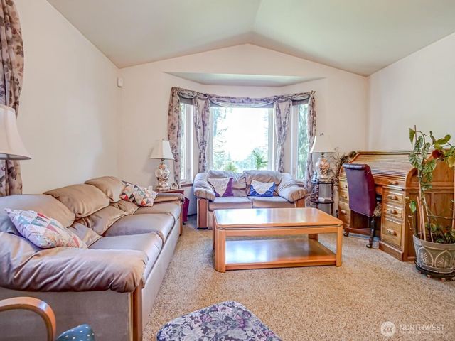1608 Puget Drive, Everett, WA 98203