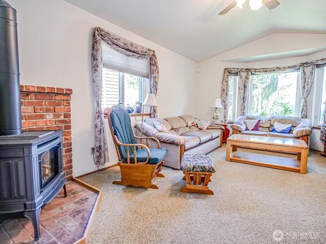 1608 Puget Drive, Everett, WA 98203