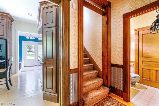 882 S Lincoln Avenue, Salem, OH 44460