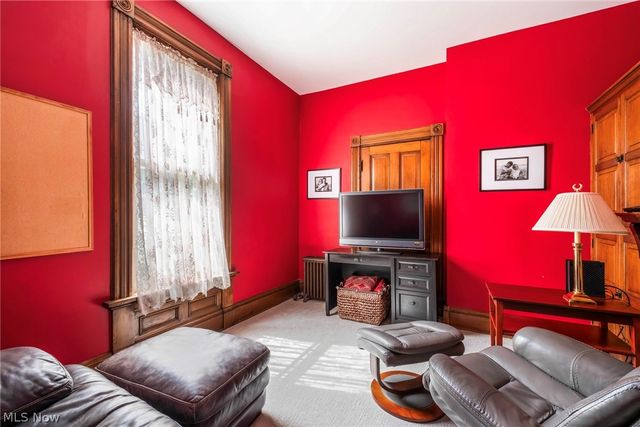882 S Lincoln Avenue, Salem, OH 44460