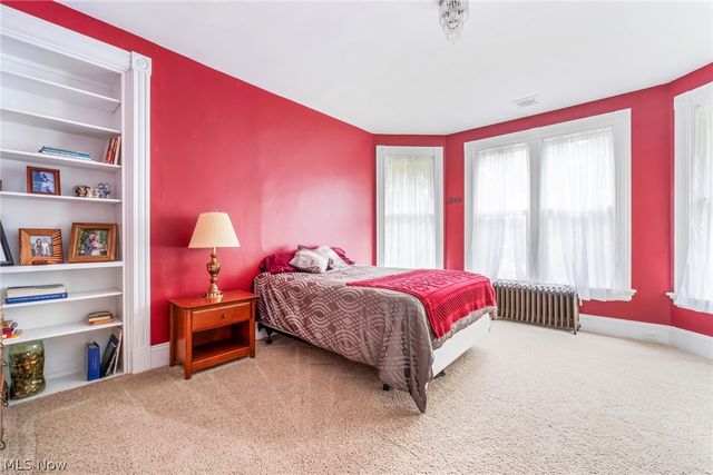 882 S Lincoln Avenue, Salem, OH 44460