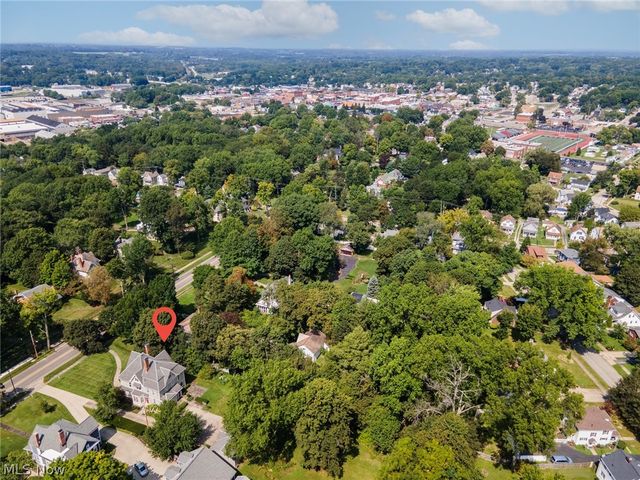 882 S Lincoln Avenue, Salem, OH 44460