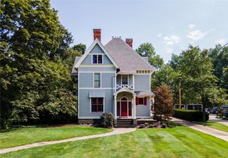 882 S Lincoln Avenue, Salem, OH 44460